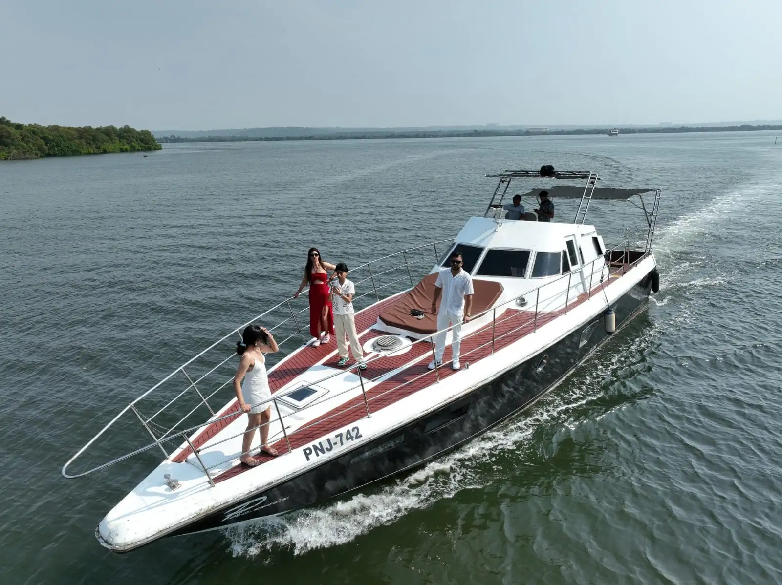 Private pre-wedding shoot aboard a Gowaterz yacht