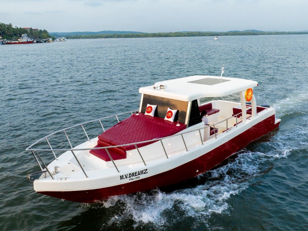 Gowaterz flagship charter yacht